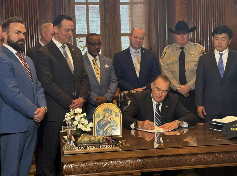 Kehoe signs bill putting the St. Louis Metropolitan Police Department Under Control of a State Board, 2025